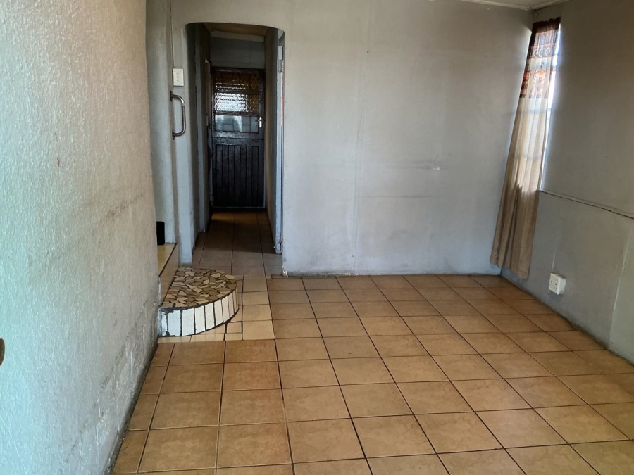 2 Bedroom Property for Sale in Bishop Lavis Western Cape